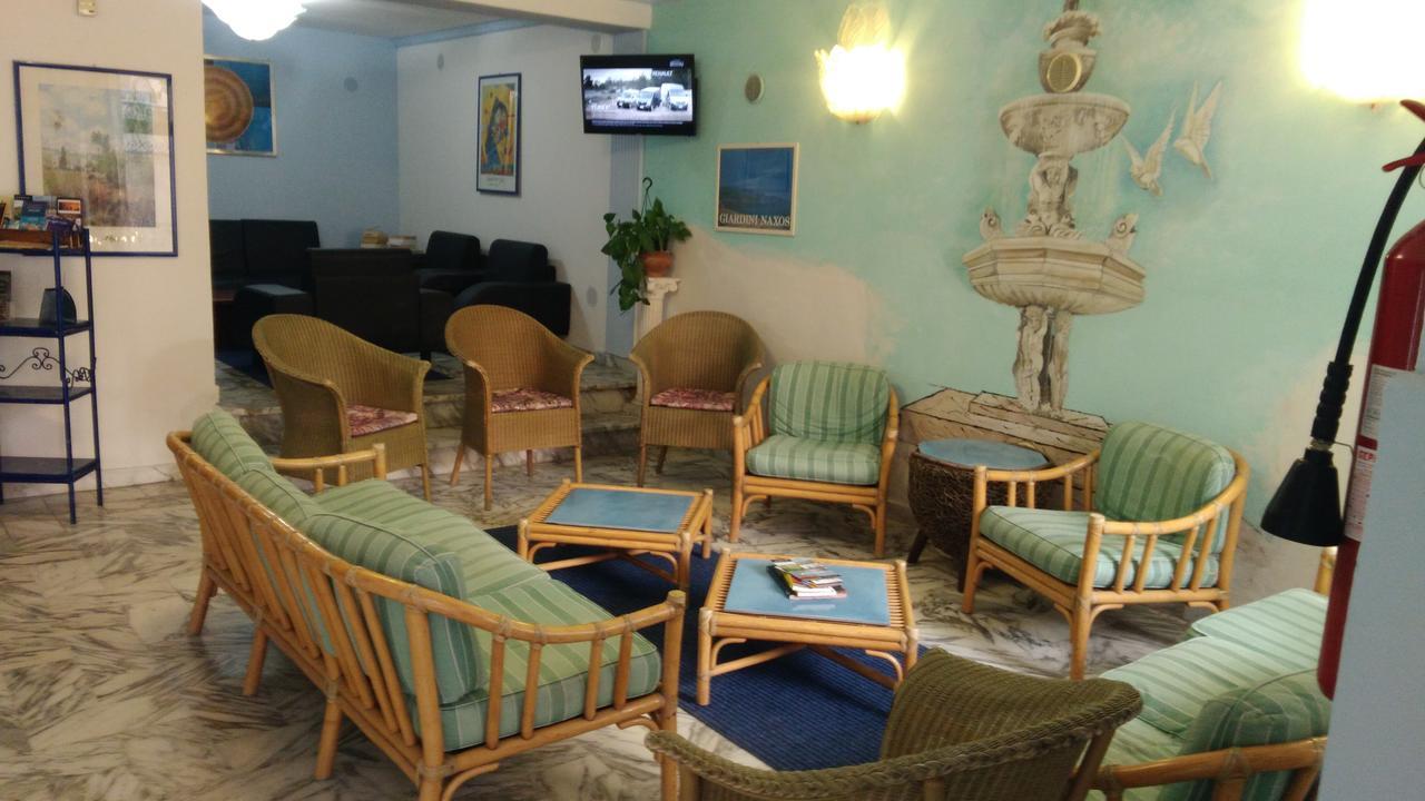 Villa Athena Giardini Naxos Dış mekan fotoğraf